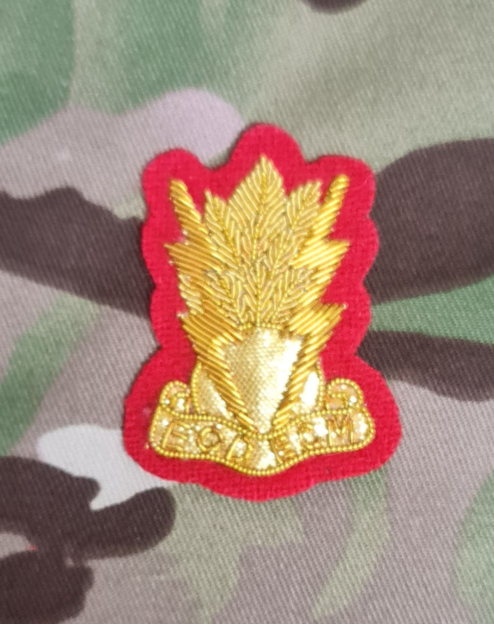 EOD / ECM qualification badge Mess Dress Badge ( Gold on Red)