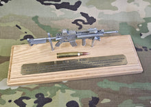 Load image into Gallery viewer, Pewter M4 Carbine Assault Rifle Presentation