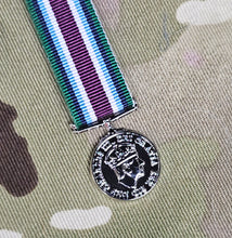 Load image into Gallery viewer, Wider Service Medal (CIIIR) Miniature Medal