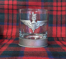 Load image into Gallery viewer, Parachute Regiment / airborne forces - Metal 2D Logo / Motif Tumbler Whiskey Tumbler Glass 330ml old fashioned style