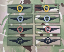 Load image into Gallery viewer, German Fallshirmjager Airborne Parachutist qualification Wings - all grades / all colour variations