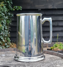 Load image into Gallery viewer, Plain giant 4 PINT Pewter Tankard