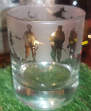 Load image into Gallery viewer, Custom Engraved 360 Silouette whiskey Glass - Airborne Forces