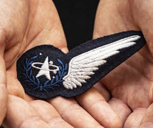 Load image into Gallery viewer, United Kingdom Space Command (UKSC) Brevet Badge