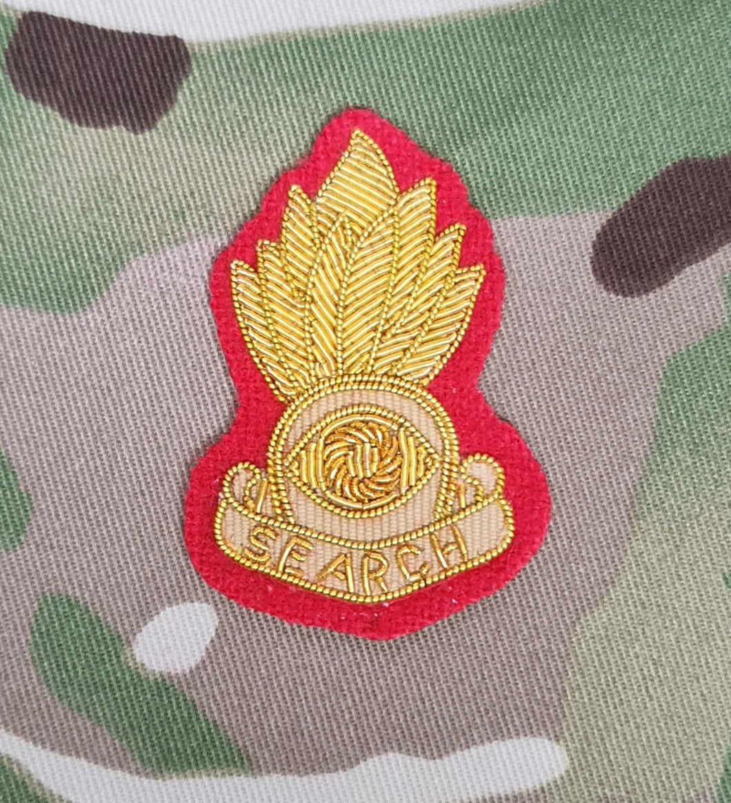SEARCH qualification badge Mess Dress Badge ( Gold on Red)