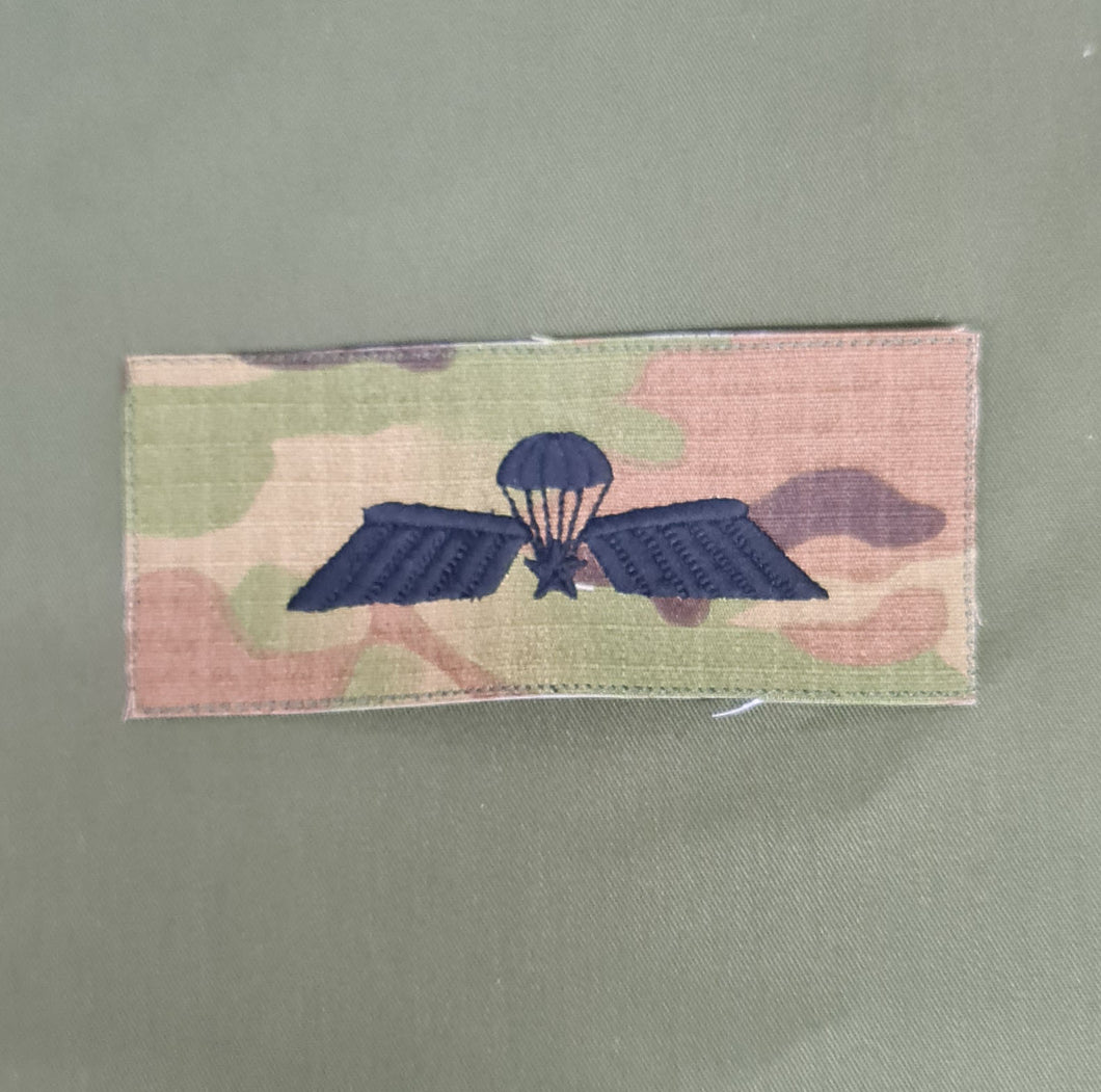 Netherlands / A Wings (Basic) - US (OCP, Full Size) Ripstop multicam fabric embroidered Parachutist wing jump patch / badge