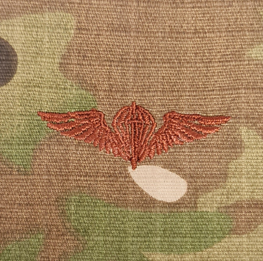 Ukraine (Newer Style) - US (OCP, Regulation Size) Ripstop multicam fabric embroidered Parachutist wing jump patch / badge