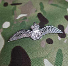Load image into Gallery viewer, RAF / Royal Air Force Pilots Wings Metal (Kings Crown / CR3) - (Full Size)
