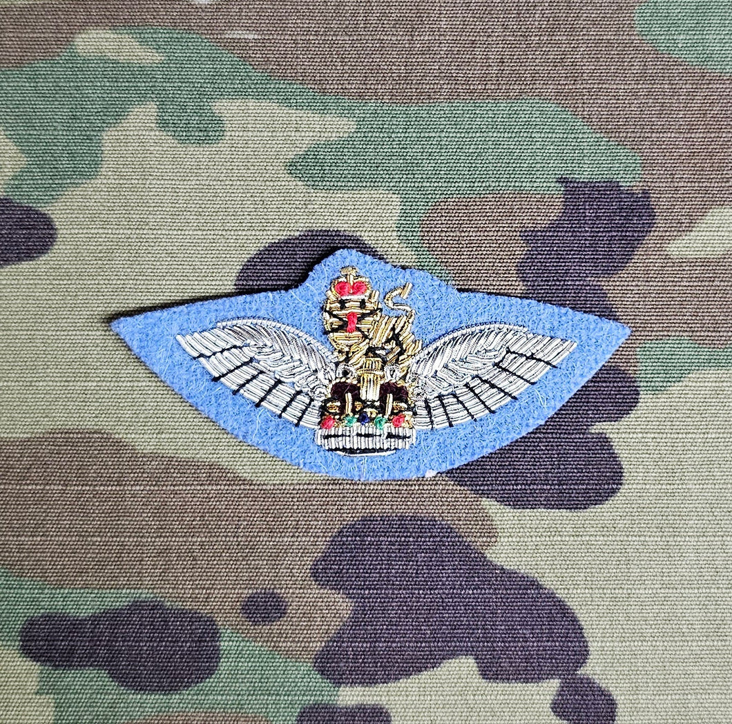 Army Air Corps (AAC) Pilots Wings Mess Dress Badge (EIIR)