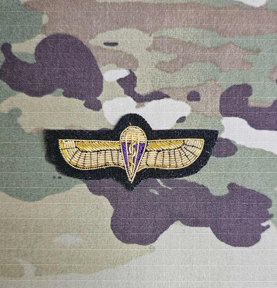 MSU (Medical Support Unit) SFM  Parachutist Jump qualification / Wings bullion gold on black Mess Dress