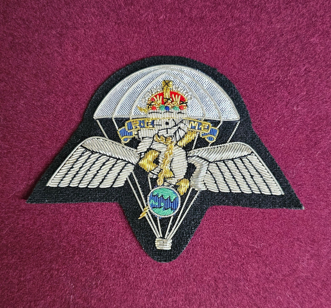 Airborne Royal Electrical and Mechanical Engineer (REME) Hand Embroidered Wire Bullion Blazer Badge (CR3)