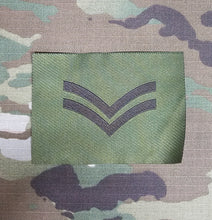 Load image into Gallery viewer, Classic / Original Style Para Smock Badge of Rank (EIIR) - LCpl / Cpl / Sgt / SSgt / WO2
