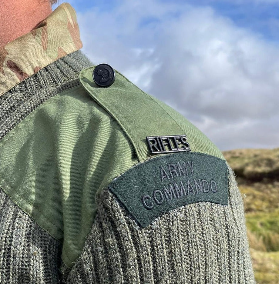 RGR / Rifles - Army Commando wool jumper - shoulder title / mud guards ...
