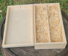 Load image into Gallery viewer, Double Bottle presentation wood box
