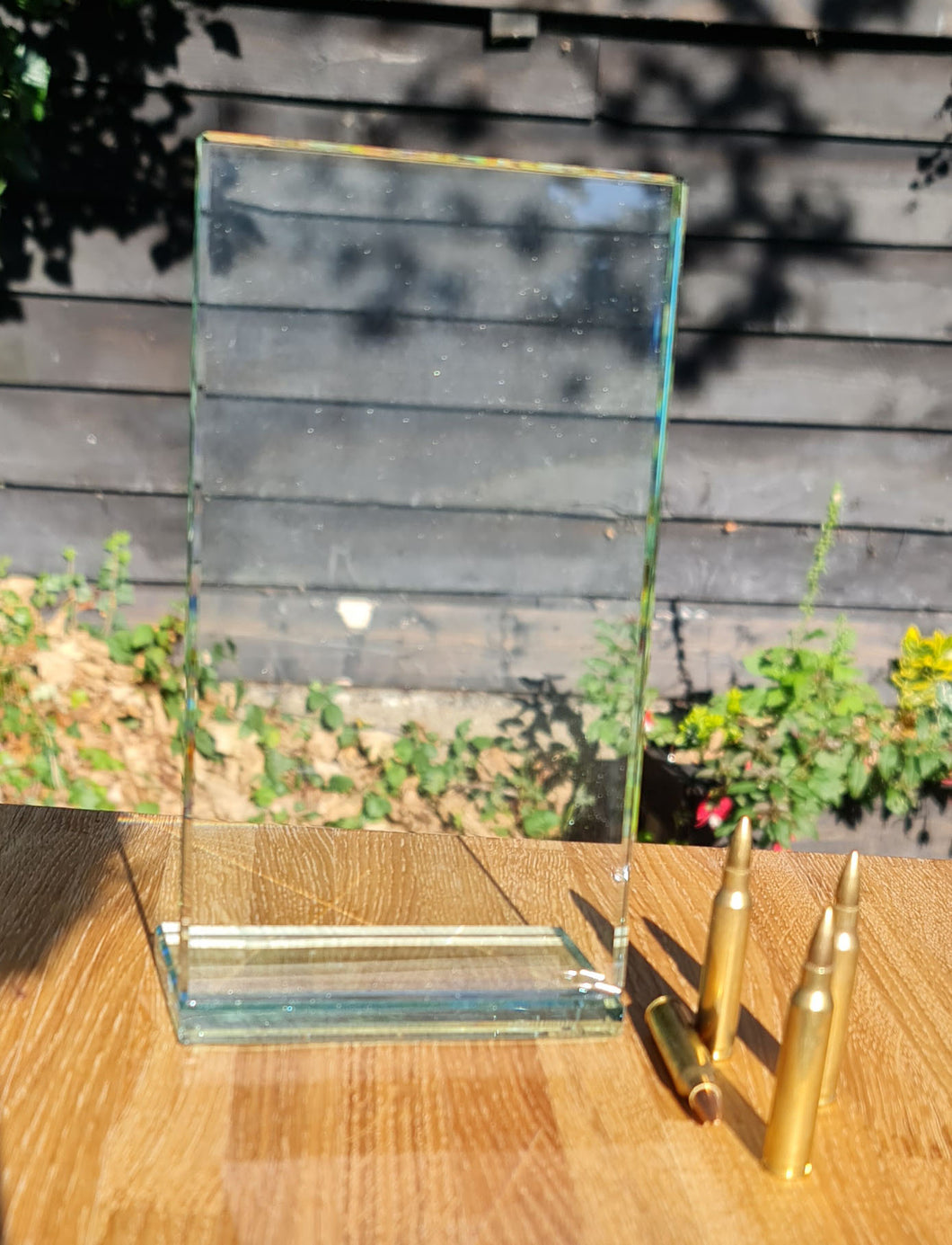 Engraved Jade L-Foot 20.5cm Frame Award