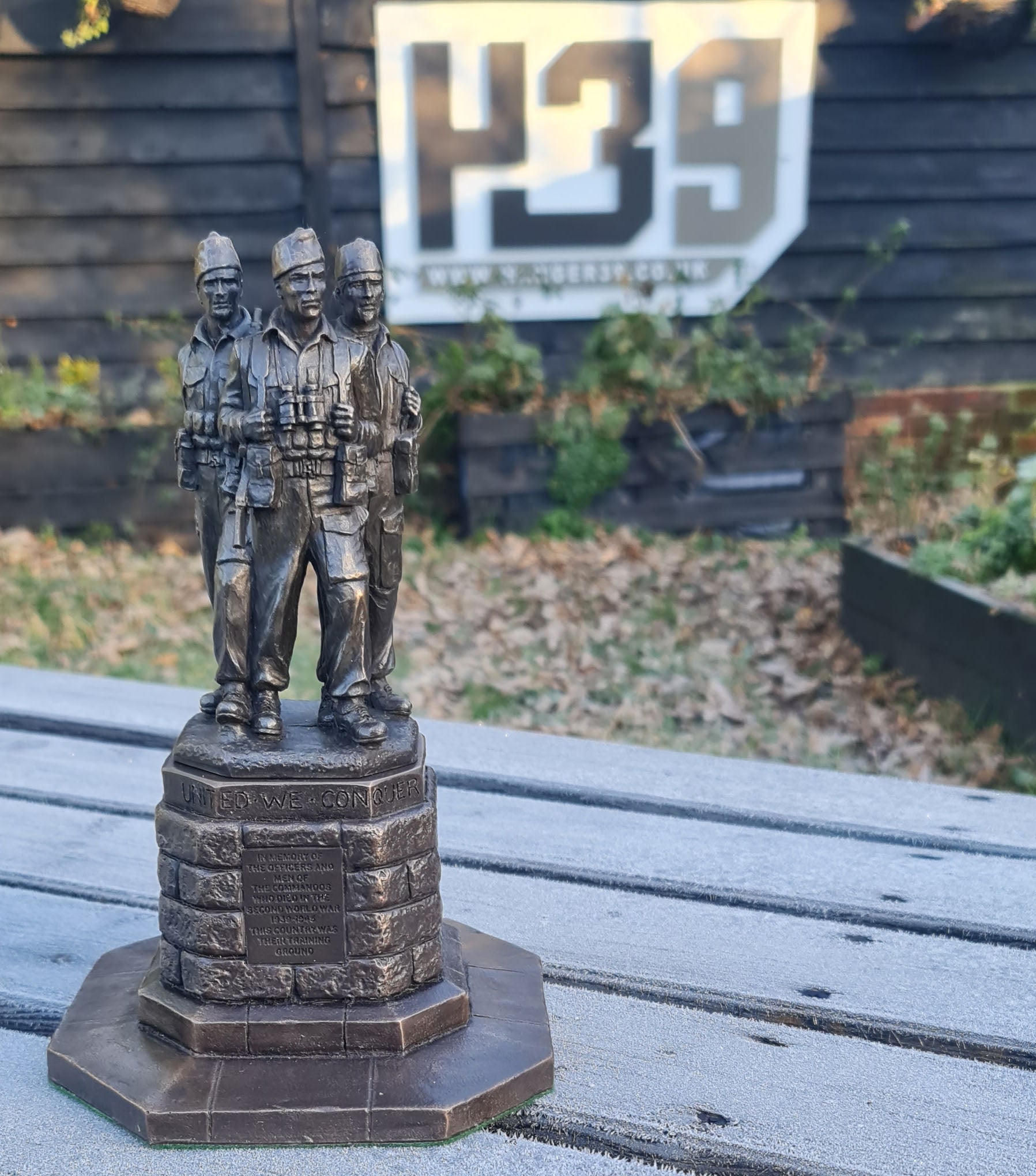 Cold Cast Bronze Presentation Statue - Commando Memorial Spean Bridge ...