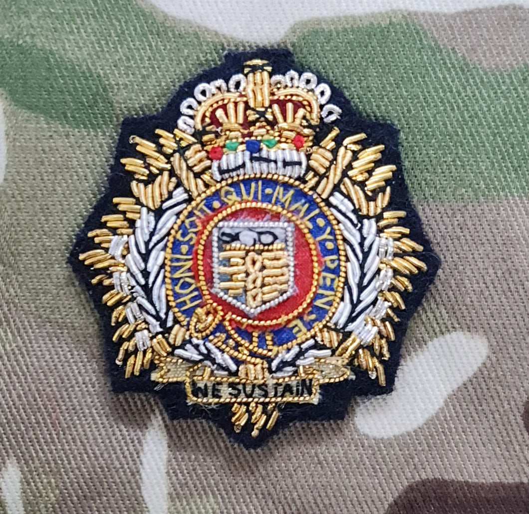 Royal Logistic Corps RLC Bullion Officers Cap Badge (Dark Navy) (EIIR)