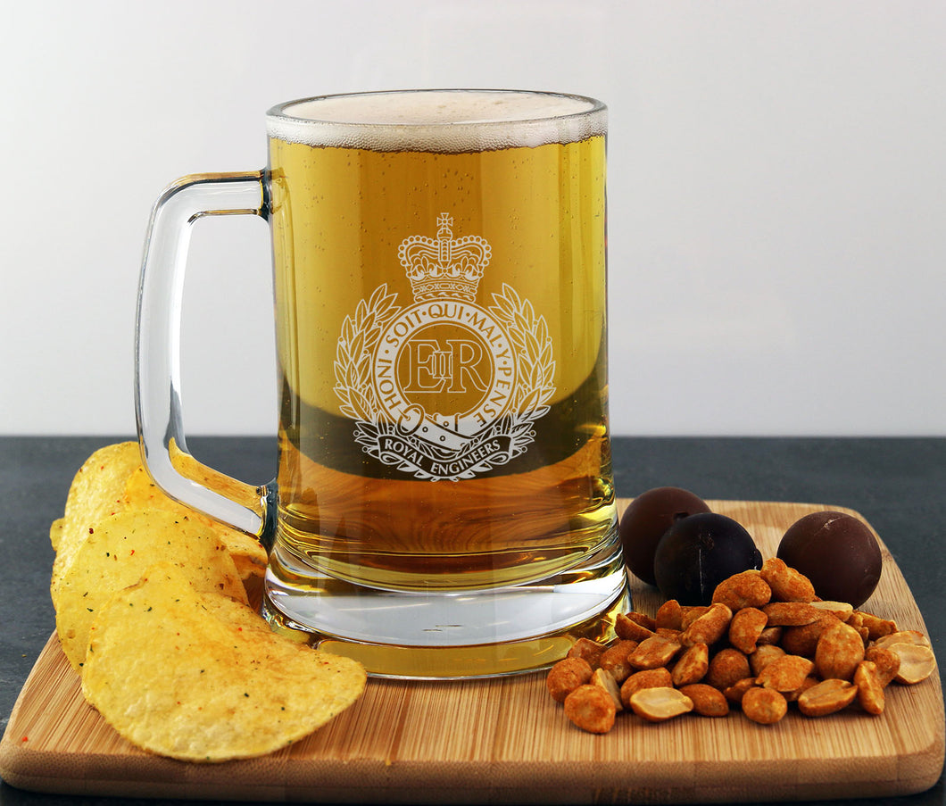 Royal Engineers RE Sapper  - Engraved Glass Beer Pint Tankard 660ml