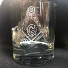 Load image into Gallery viewer, Engraved Freemason (Masonic) Tumbler Whiskey Tumbler Glass 330ml
