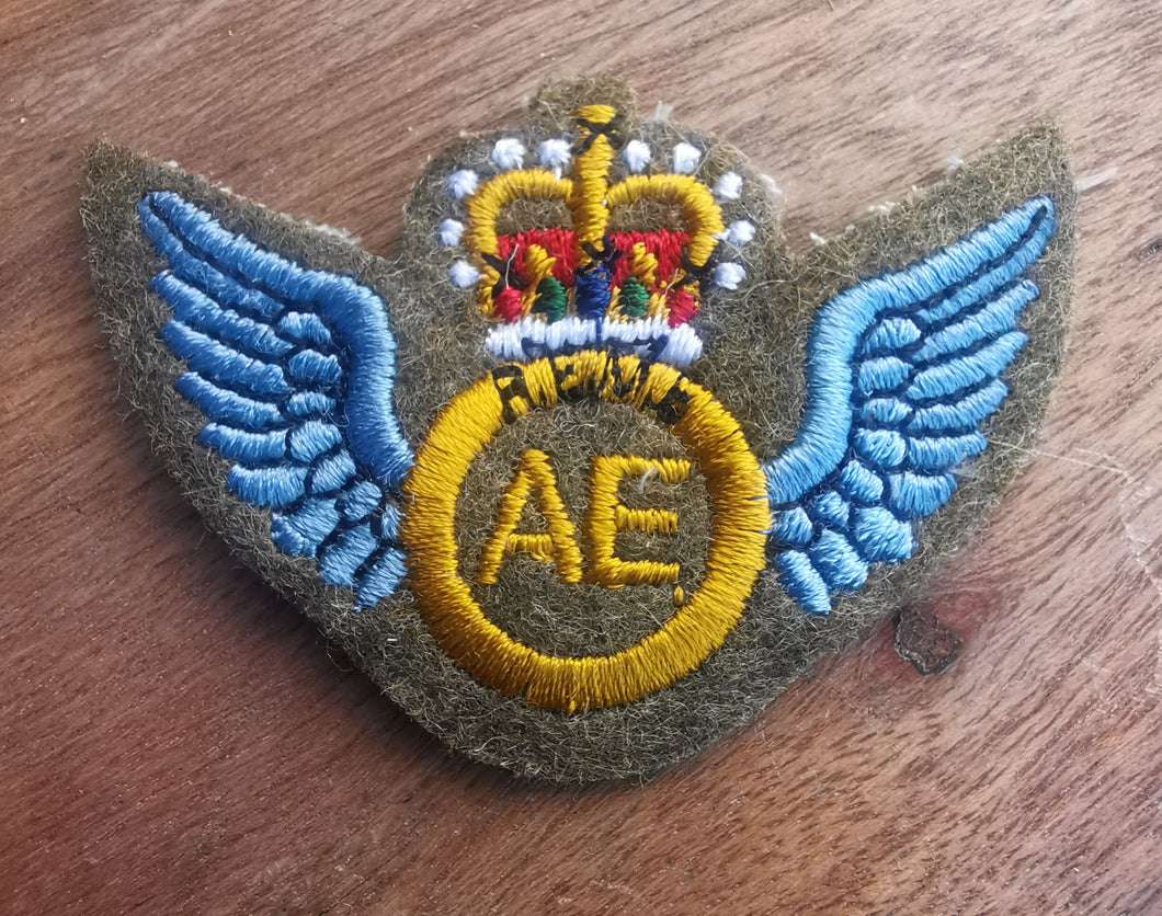 Aircraft Engineer Wings Qualification Badge no2 dress (EIIR)