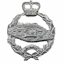 Load image into Gallery viewer, Royal Tank Regiment Cap Badge (EIIR)
