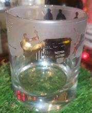 Load image into Gallery viewer, Custom Engraved 360 Silouette whiskey Glass - Airborne Forces
