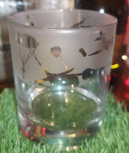 Load image into Gallery viewer, Custom Engraved 360 Silouette whiskey Glass - Airborne Forces
