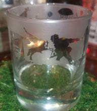 Load image into Gallery viewer, Custom Engraved 360 Silouette whiskey Glass - Airborne Forces
