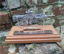 Load image into Gallery viewer, Pewter L85A1 SA80 A1 Rifle Presentation
