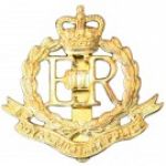 Load image into Gallery viewer, Royal Military Police RMP Cap Badge E11R
